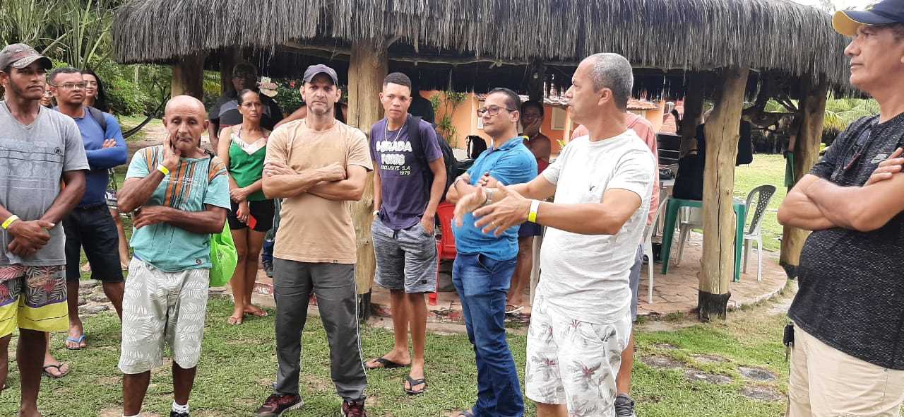 Camacã: Prefeitura realiza viagem com os Garis a Canavieiras para comemorar o seu dia